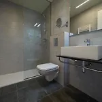 Apartantiguo Altamirano 13 オビエド