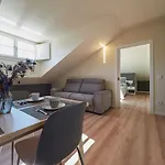 Apartantiguo Altamirano 13 アパート オビエド